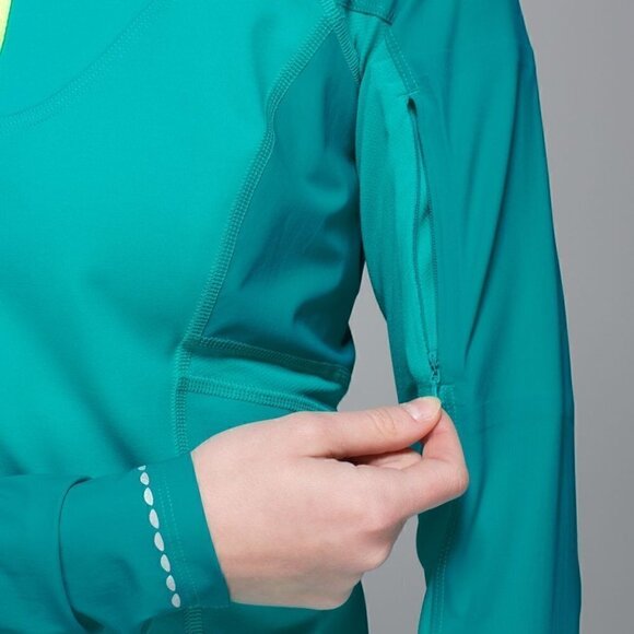 Lululemon Trail Bound 1/2 Zip Blue Tropics Long Sleeve Size 8 - Picture 6 of 13